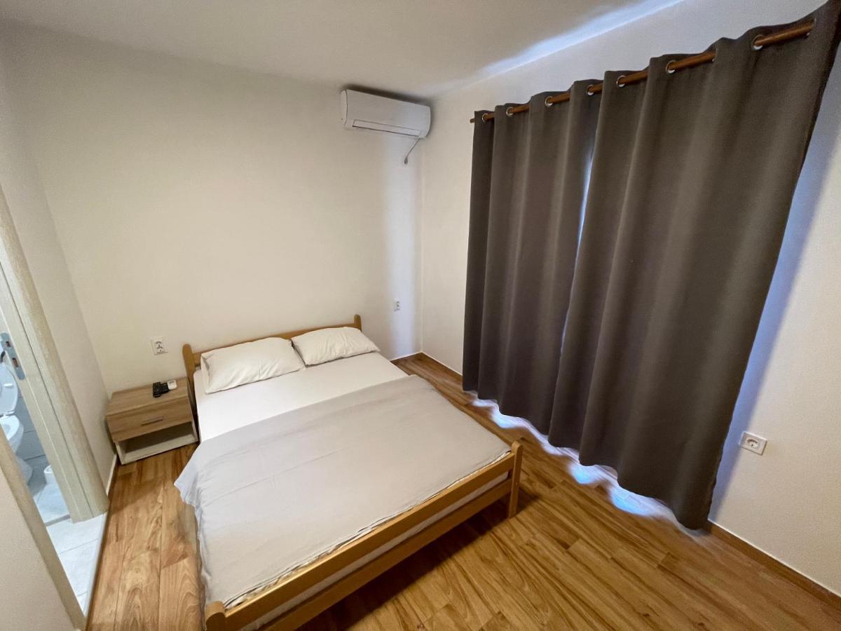 Apartments Dionis Kotor Exterior foto